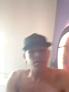 duquehotvoy online show from November 4, 6:39 am