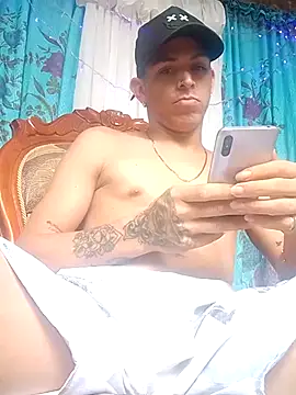 duquehotvoy online show from February 11, 6:33 pm