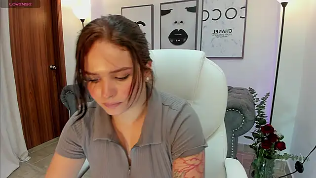 Alison rain online show from February 22, 6:19 pm