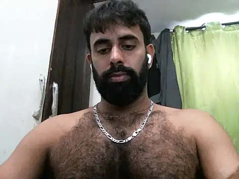 Snapshot of indianhairybull chatting on September 25, 4:40 am indianhairybull online show from September 25, 4:40 am