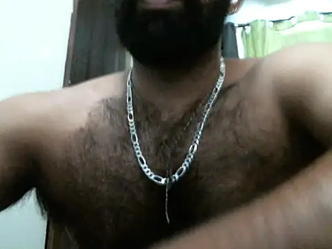 Snapshot of indianhairybull chatting on September 20, 4:50 am indianhairybull online show from September 20, 4:50 am