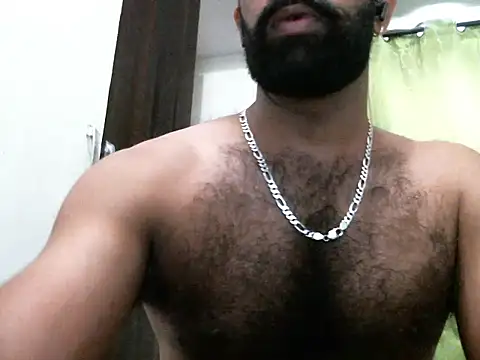 Snapshot of indianhairybull chatting on February 16, 5:04 am indianhairybull online show from February 16, 5:04 am