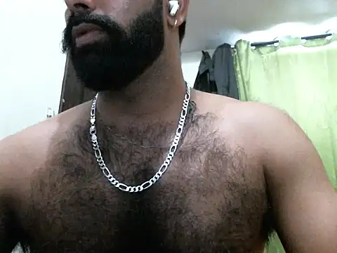 Snapshot of indianhairybull chatting on October 8, 4:58 am indianhairybull online show from October 8, 4:58 am