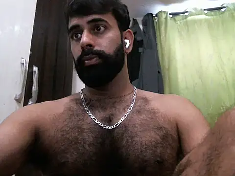 Snapshot of indianhairybull chatting on October 12, 4:47 am indianhairybull online show from October 12, 4:47 am