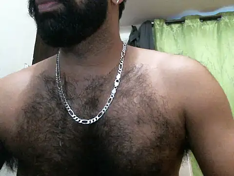 Snapshot of indianhairybull chatting on October 9, 12:55 am indianhairybull online show from October 9, 12:55 am
