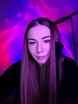 aava  bbrown online show from February 5, 8:15 pm