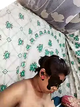 Snapshot of monekhan123 chatting on February 28, 4:32 am monekhan123 online show from February 28, 4:32 am