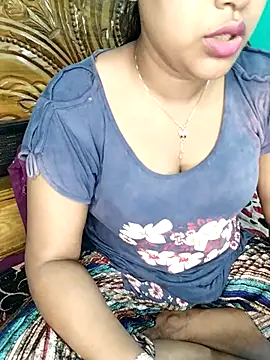 Snapshot of monekhan123 chatting on November 29, 5:35 pm monekhan123 online show from November 29, 5:35 pm