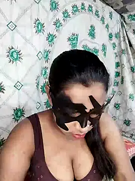 Snapshot of monekhan123 chatting on February 21, 12:27 pm monekhan123 online show from February 21, 12:27 pm