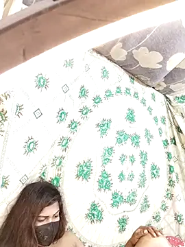 Snapshot of monekhan123 chatting on March 7, 7:38 pm monekhan123 online show from March 7, 7:38 pm