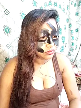 Snapshot of monekhan123 chatting on March 21, 6:18 pm monekhan123 online show from March 21, 6:18 pm