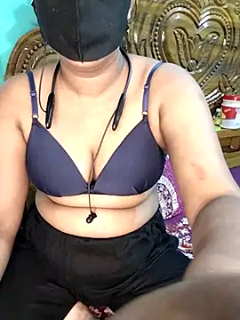 Snapshot of monekhan123 chatting on September 30, 4:46 pm monekhan123 online show from September 30, 4:46 pm