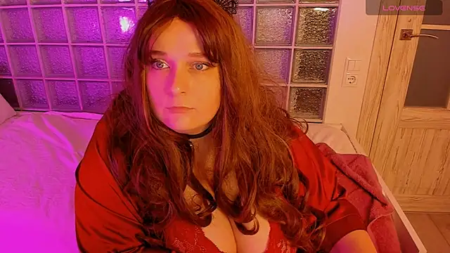 Snapshot of EmilyPerfect chatting on March 19, 3:51 pm EmilyPerfect online show from March 19, 3:51 pm