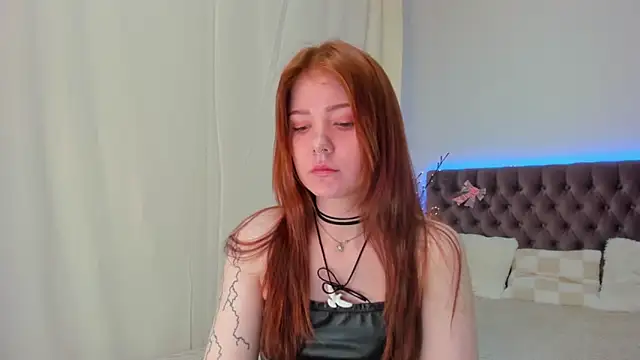 Snapshot of Ella_Mayers chatting on March 14, 12:43 am Ella Mayers online show from March 14, 12:43 am