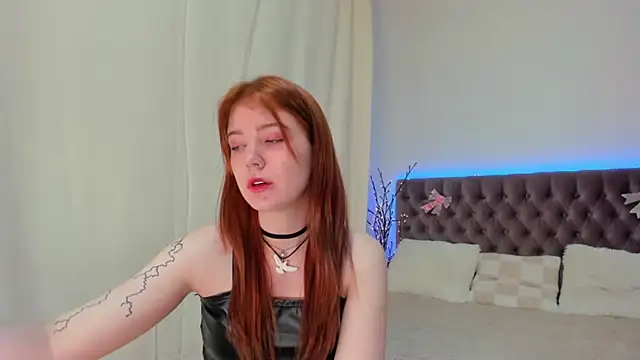Snapshot of Ella_Mayers chatting on March 14, 3:59 am Ella Mayers online show from March 14, 3:59 am