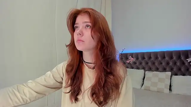 Snapshot of Ella_Mayers chatting on March 12, 9:13 pm Ella Mayers online show from March 12, 9:13 pm