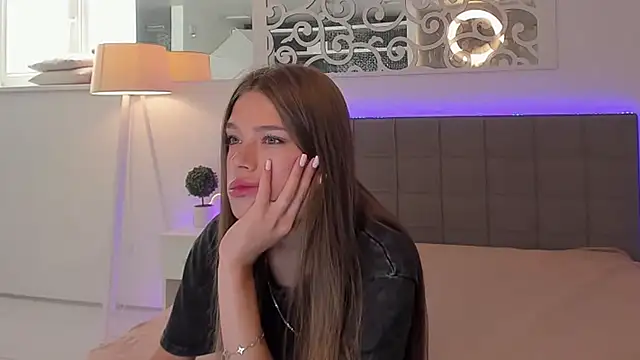 Snapshot of melissacrayzy chatting on June 28, 5:36 am melissacrayzy online show from June 28, 5:36 am