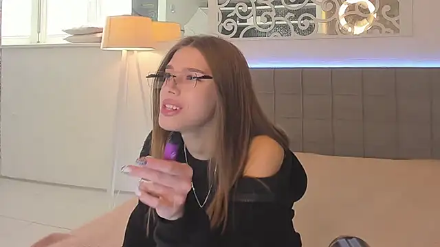 melissacrayzy online show from May 15, 5:27 am