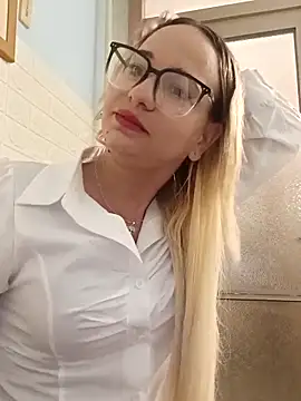 Mia RainX online show from April 19, 2:12 am