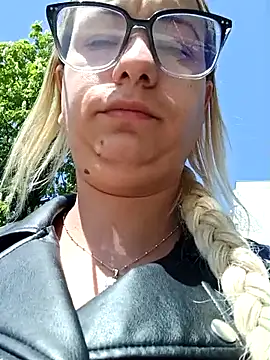 Mia RainX online show from April 30, 11:50 am