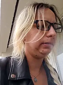Mia RainX online show from June 14, 1:23 pm