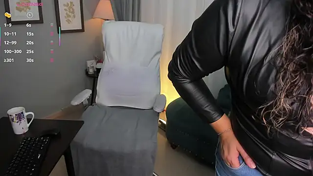 Dafne 00 online show from February 19, 12:35 pm