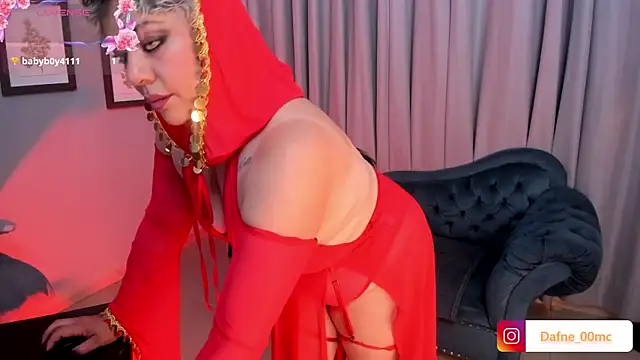 Dafne 00 online show from June 27, 12:33 pm
