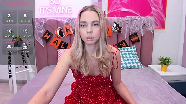 TessaAdorable online show from November 2, 1:43 am
