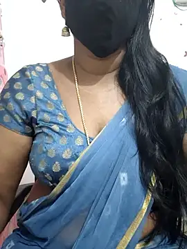 Snapshot of Tamil_Meera12 chatting on October 18, 6:54 pm Tamil Meera12 online show from October 18, 6:54 pm