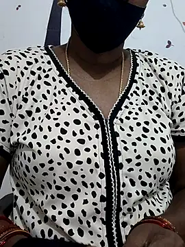 Snapshot of Tamil_Meera12 chatting on October 8, 11:34 am Tamil Meera12 online show from October 8, 11:34 am