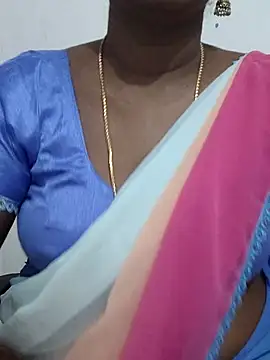 Snapshot of Tamil_Meera12 chatting on October 3, 6:48 am Tamil Meera12 online show from October 3, 6:48 am