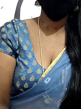 Snapshot of Tamil_Meera12 chatting on September 27, 6:41 am Tamil Meera12 online show from September 27, 6:41 am
