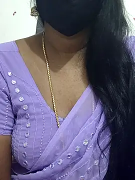Snapshot of Tamil_Meera12 chatting on October 14, 6:36 am Tamil Meera12 online show from October 14, 6:36 am