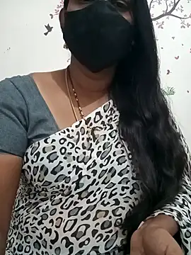 Snapshot of Tamil_Meera12 chatting on February 3, 5:35 pm Tamil Meera12 online show from February 3, 5:35 pm