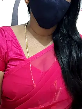 Snapshot of Tamil_Meera12 chatting on September 19, 6:28 am Tamil Meera12 online show from September 19, 6:28 am