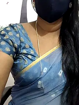 Snapshot of Tamil_Meera12 chatting on September 18, 7:00 am Tamil Meera12 online show from September 18, 7:00 am