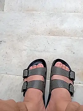 NAvoglia online show from April 12, 12:30 pm