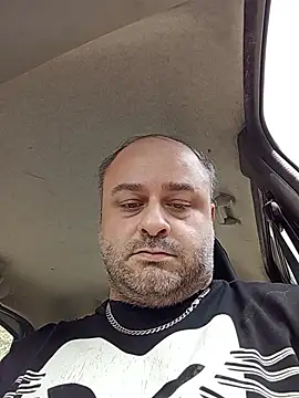 Snapshot of NAvoglia chatting on June 23, 12:58 pm NAvoglia online show from June 23, 12:58 pm