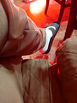 NAvoglia online show from February 16, 8:29 pm