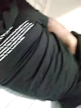 NAvoglia online show from November 26, 5:13 pm