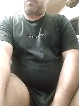 Snapshot of NAvoglia chatting on March 2, 10:23 pm NAvoglia online show from March 2, 10:23 pm