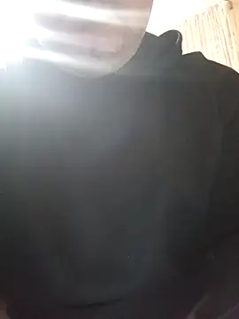 NAvoglia online show from February 3, 6:02 pm