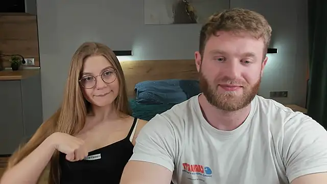 Enjoy everymoment  online show from January 31, 2:17 pm