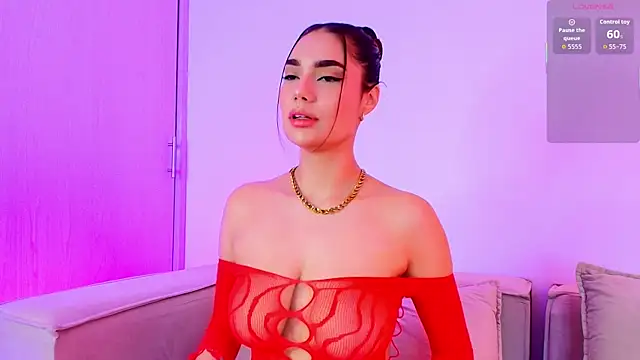 Alyssia Collins online show from November 28, 4:56 am