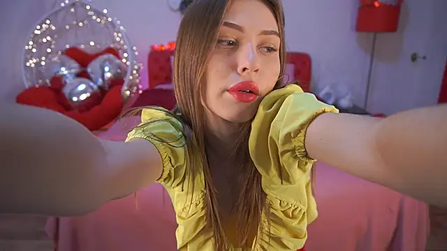 Snapshot of JennyyCarter chatting on March 17, 10:38 am JennyyCarter online show from March 17, 10:38 am