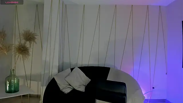 BeccaBaxter online show from March 20, 11:55 am