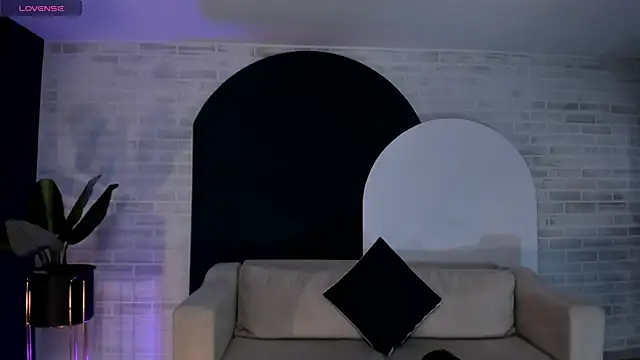 BeccaBaxter online show from February 21, 7:16 pm