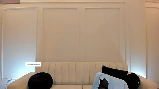 BeccaBaxter online show from May 17, 12:16 pm