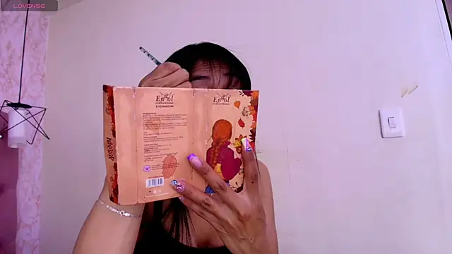 Raichell  online show from October 23, 4:00 am