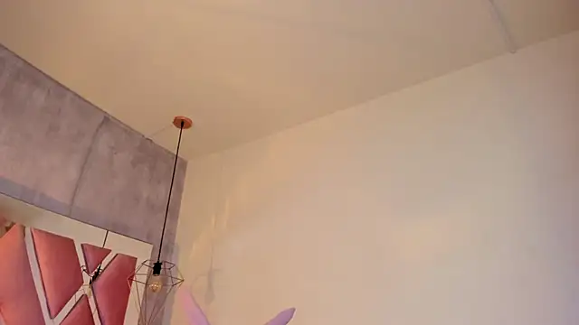 Raichell  online show from February 13, 5:58 am